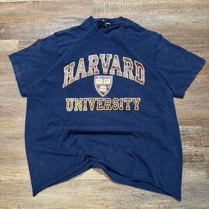 Vintage Harvard University T Shirt